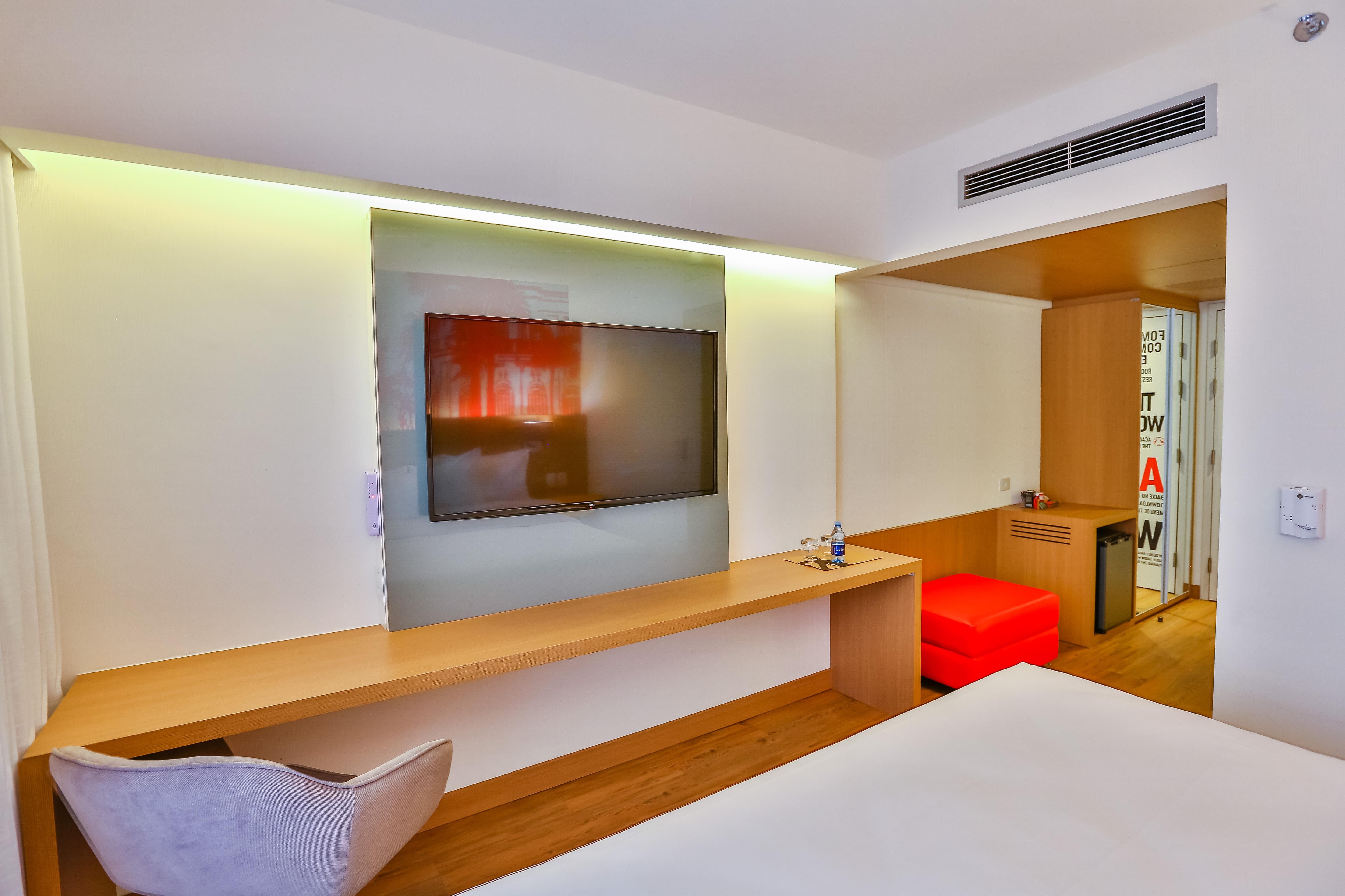 Radisson Red Campinas Hotell Eksteriør bilde A room at the hotel